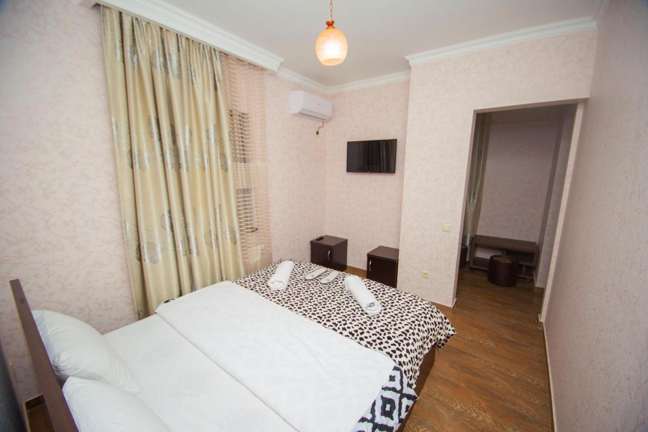 טביליסי Hotel Elegant 2 מראה חיצוני תמונה