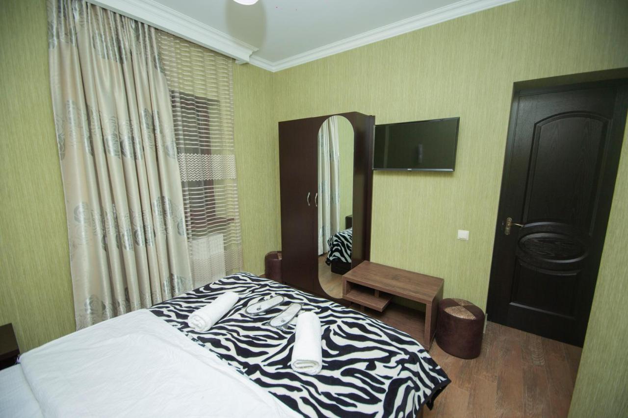 טביליסי Hotel Elegant 2 מראה חיצוני תמונה